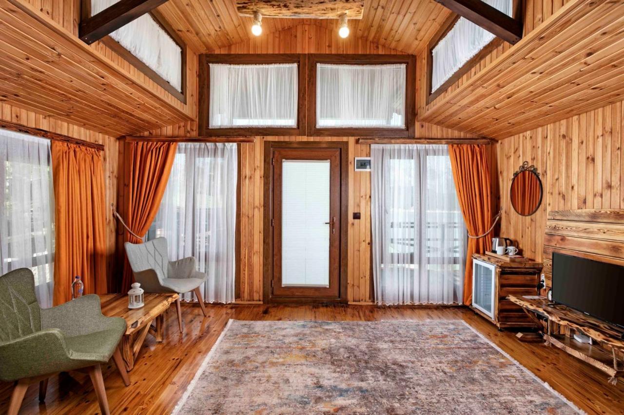 Botanik Goel Evleri Hotel Bucak Eksteriør billede